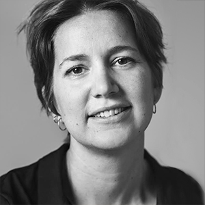 Caroline%20P_300_Web